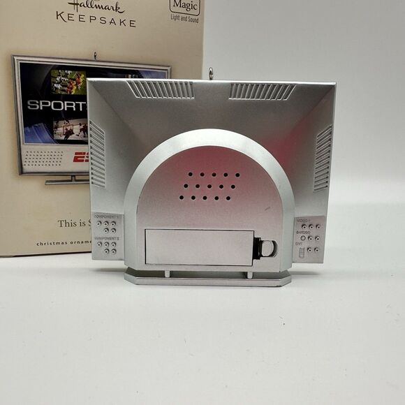 Hallmark, This is Sports Center ESPN Magic Light & Sound 2007 Keepsake Ornament - Picture 2 of 5